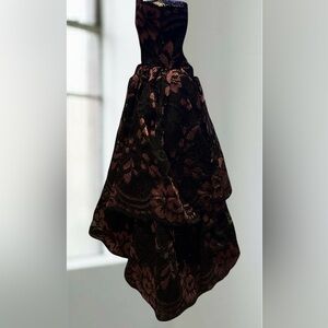 Gothic Mourning Gown for Dolls Elegant Black and Pink Lace Skirt